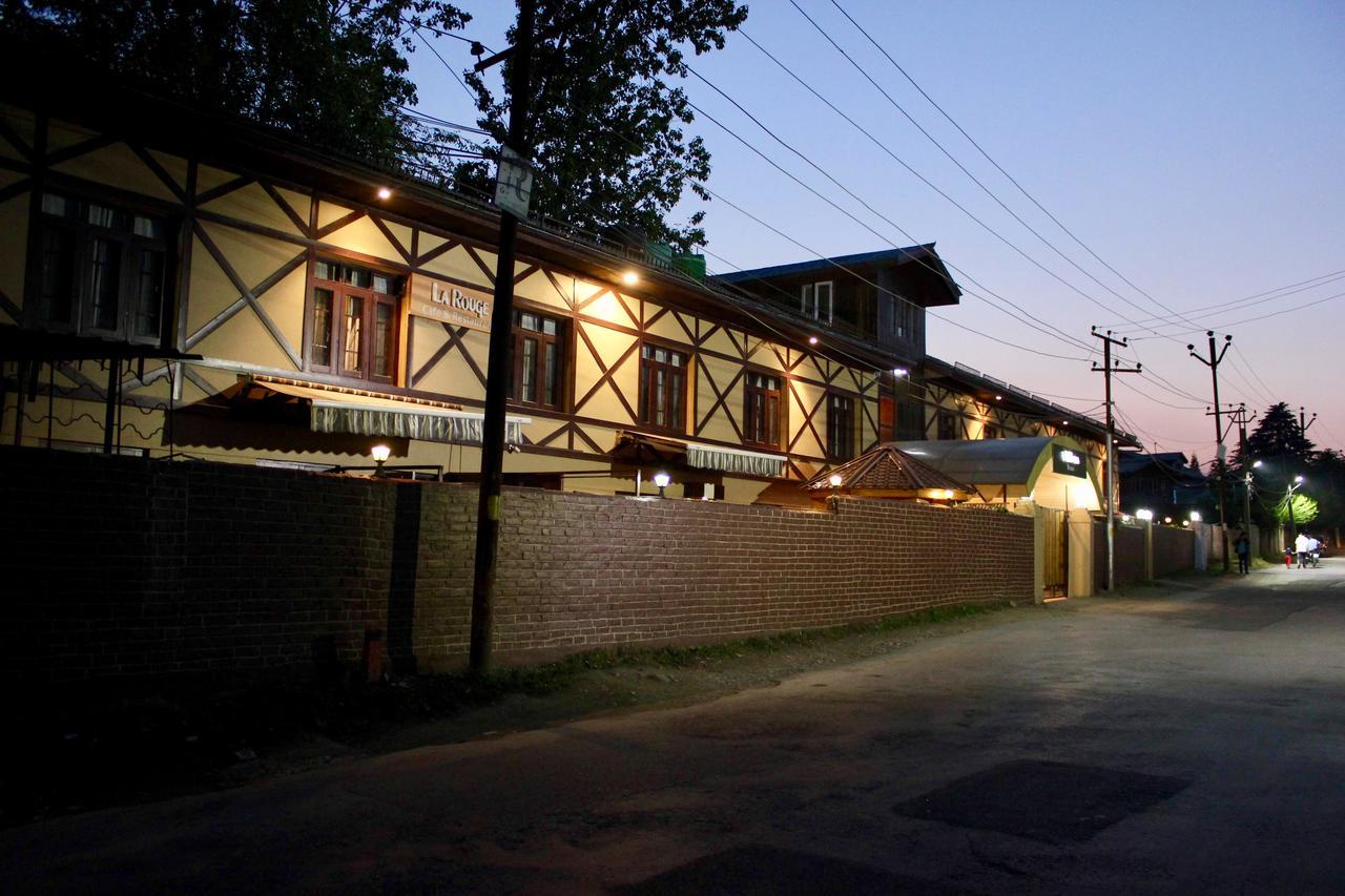 Hotel Walisons Resorts Srīnagar Exterior foto