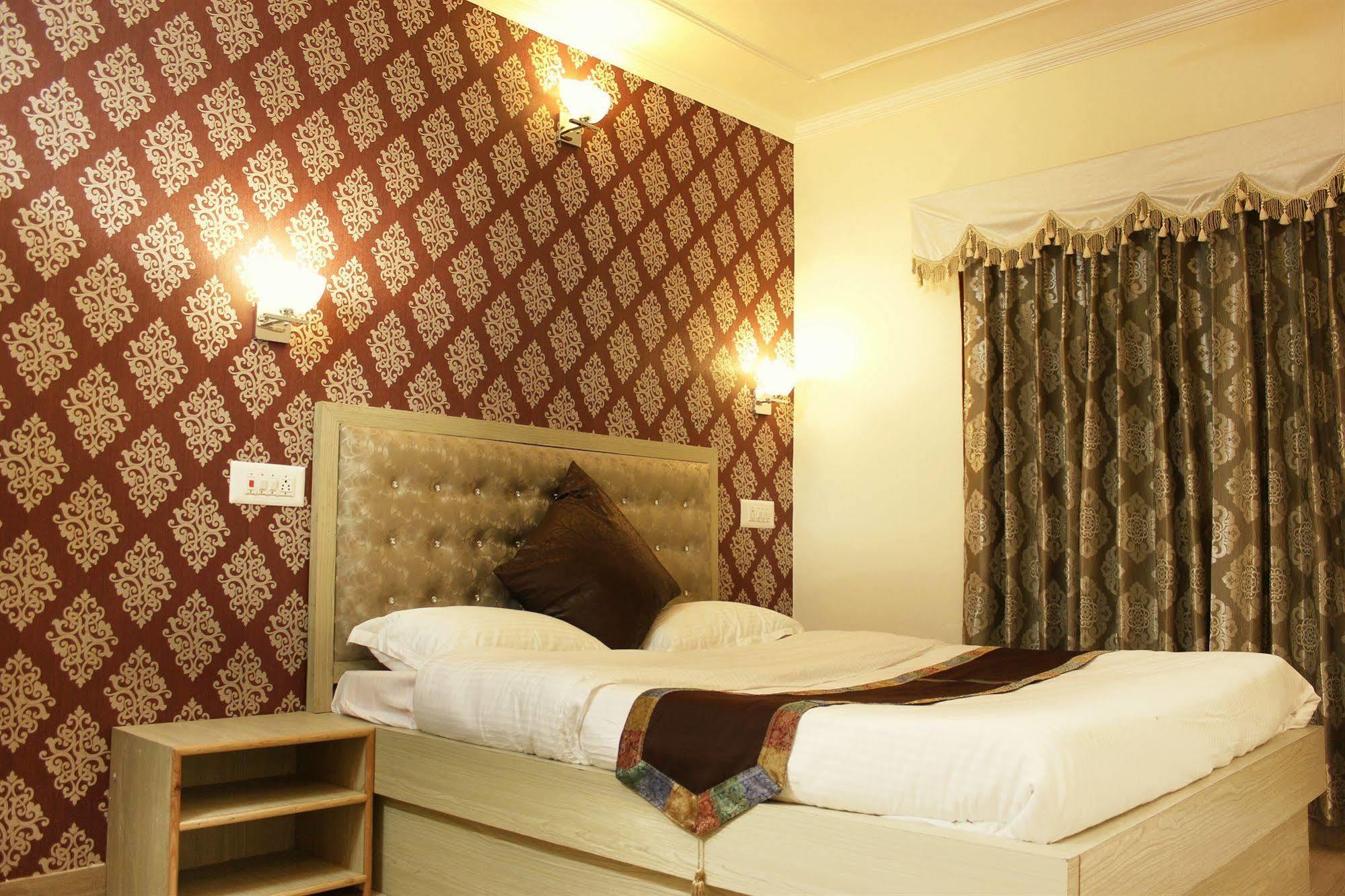 Hotel Walisons Resorts Srīnagar Exterior foto